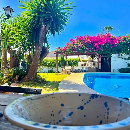 Villa Alfredo - Private Pool Next To The Beach Estepona Exterior photo